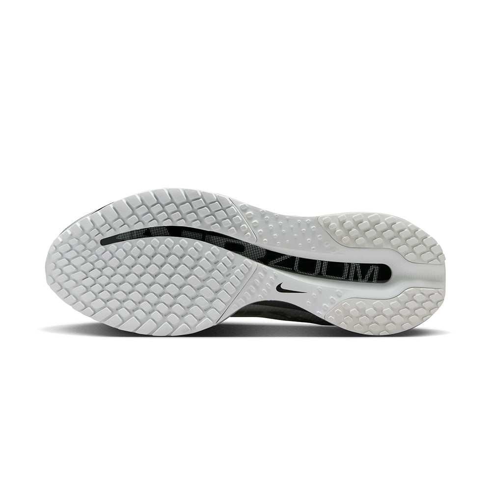Nike M Pegasus Premium Rr Running Shoes in White Color
