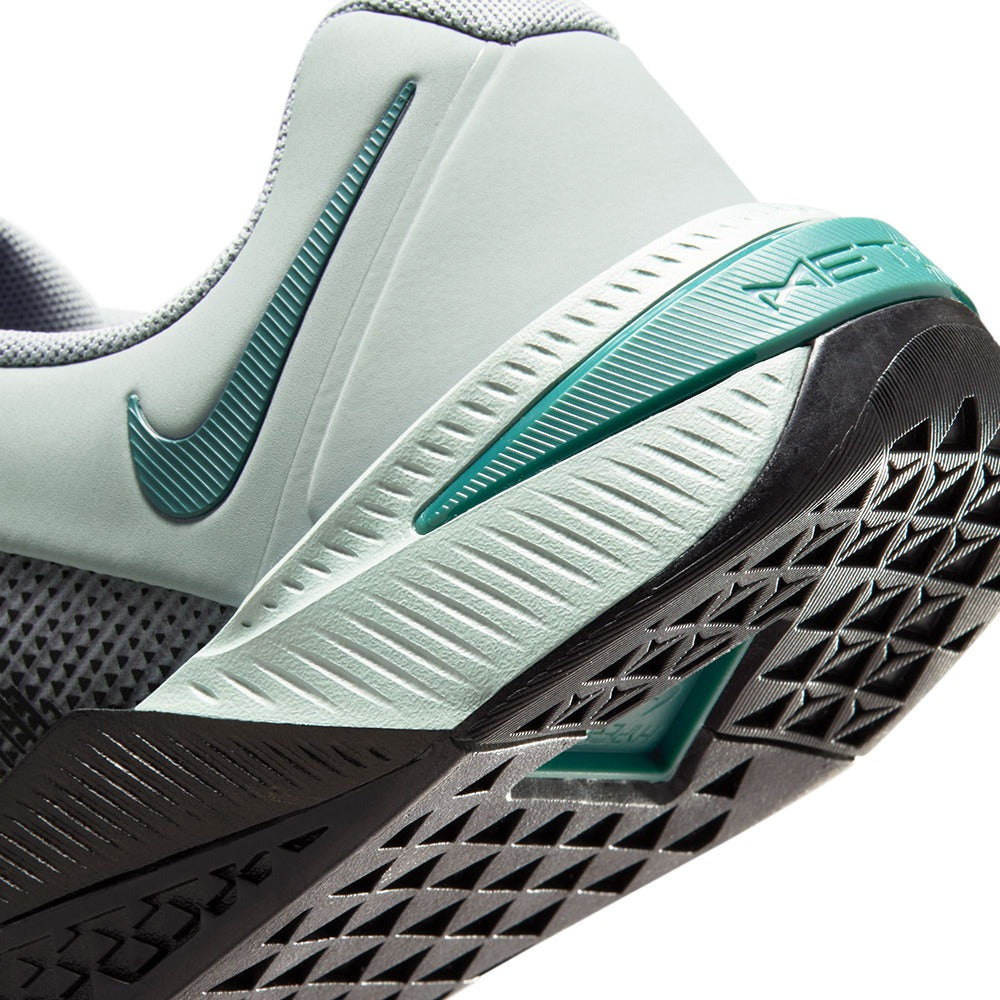M METCON 10 | 007 LIGHT