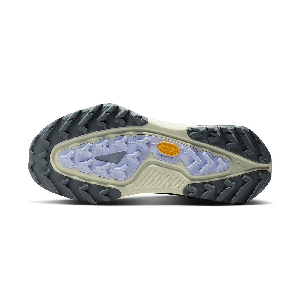 Nike W Acg Zegama Trail Running Shoes in Purple Color