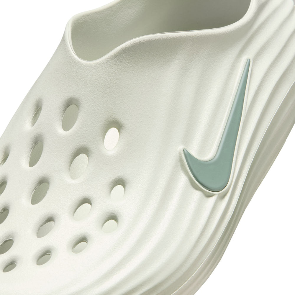 Nike M Reactx Rejuven8 Running Shoes in White Color