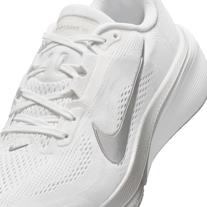 Nike W Pegasus 42 Running Shoes in White Color