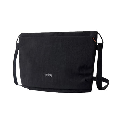 Bellroy Lite Sacoche Shoulder B Bags in Black Color