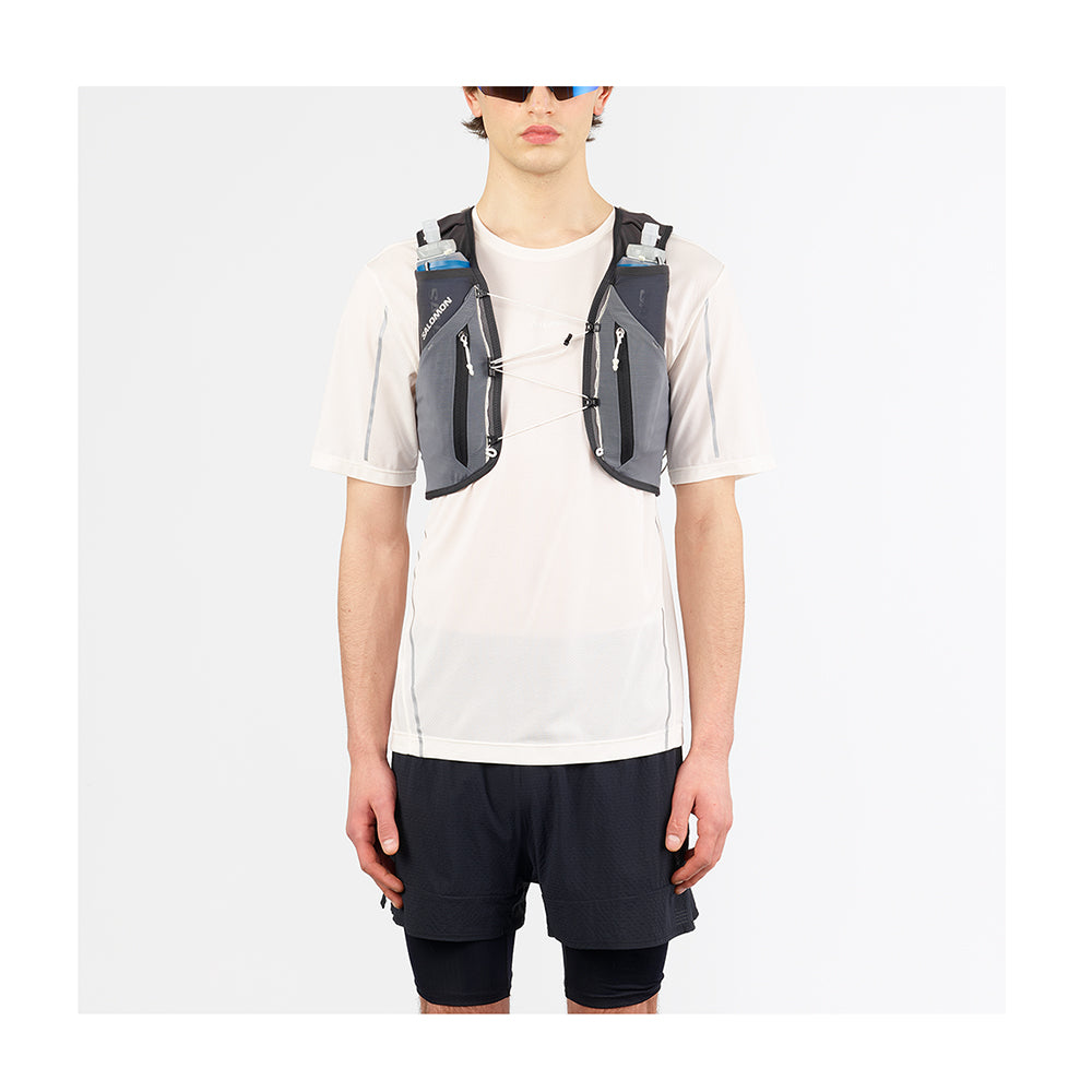 Salomon Adv Skin 12 Gradient Set Running Accessories in Black Color