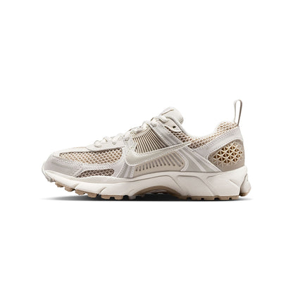 Nike Vomero 5 Sneakers in Khaki Color