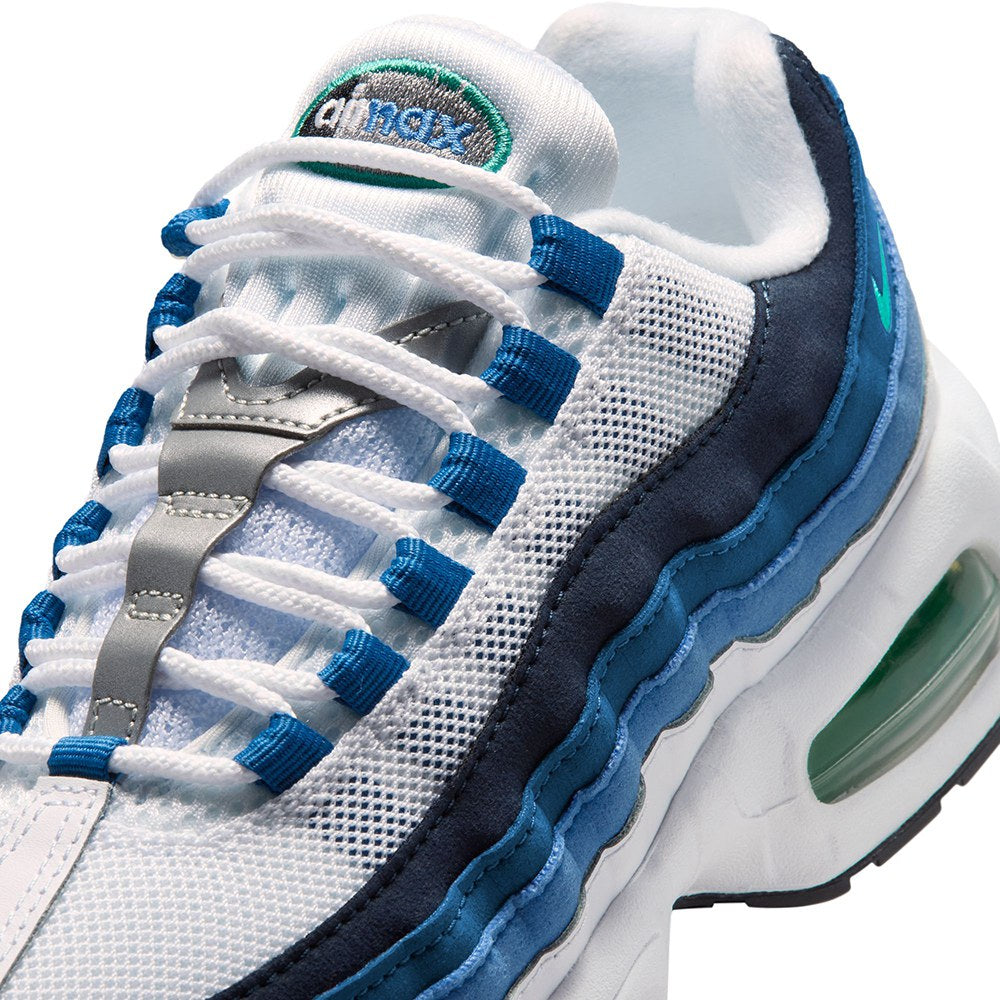 Nike Air Max 95 Bb Prm (Gs) Sneakers in Green Color