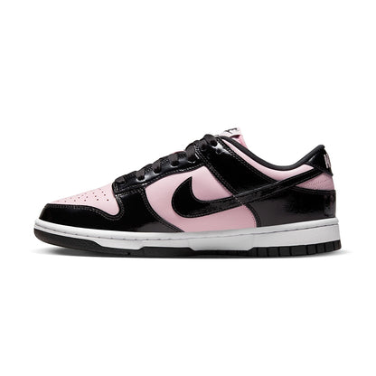 Nike Dunk Low Sneakers in Pink Color