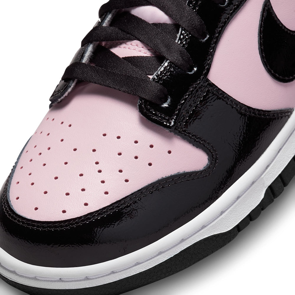 Nike Dunk Low Sneakers in Pink Color