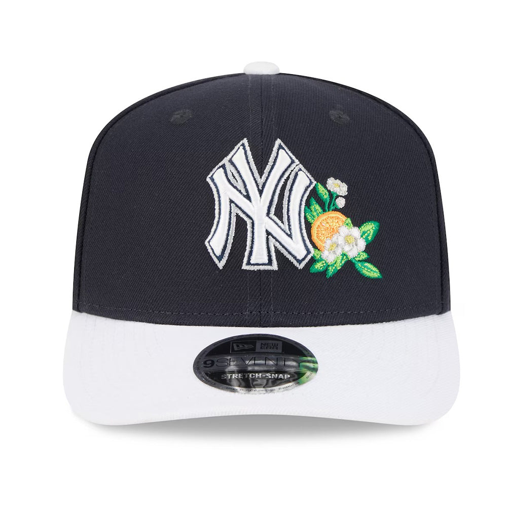 New Era new york yankees 9SEVENTYSs Mlb26 St Hat Fan Apparel in Blue Color