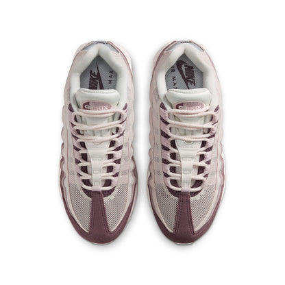 Nike Air Max 95 Sneakers in White Color