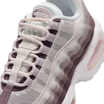 Nike Air Max 95 Sneakers in White Color