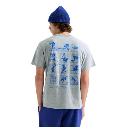 The North Face M Tnf Essential S/S Tee Tops in Grey Color