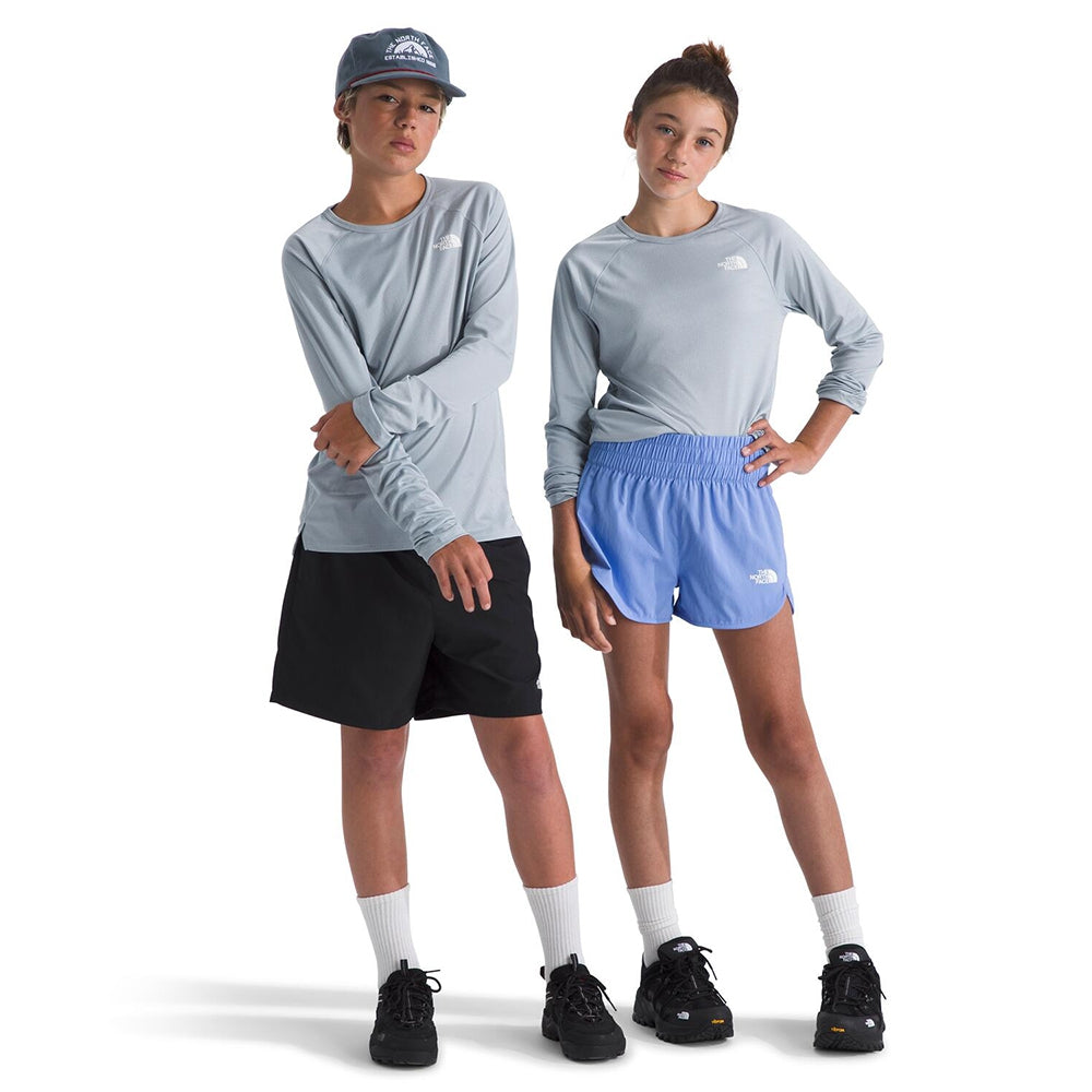 The North Face Teen Sunriser L/S Tee Tops in Grey Color