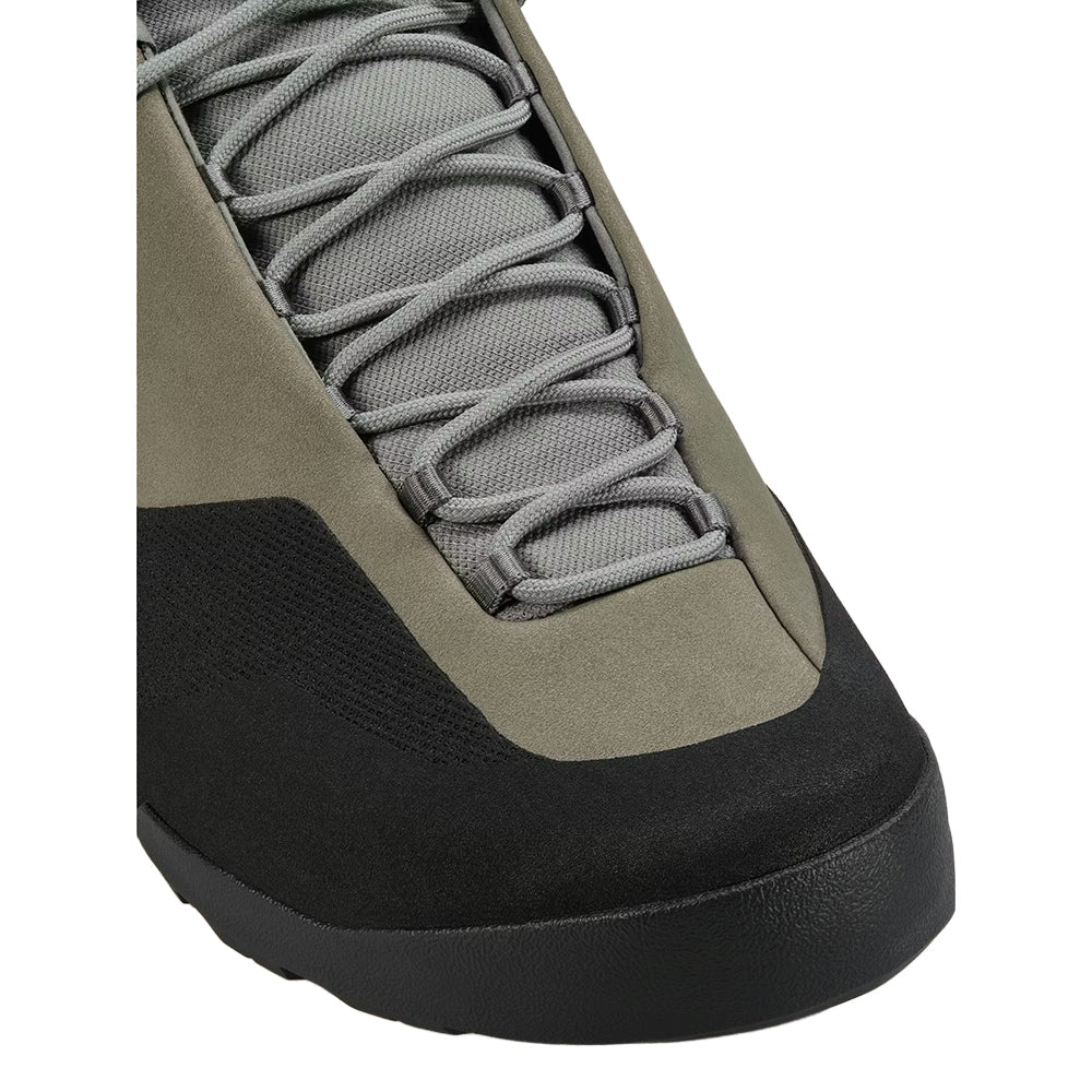 Arc'Teryx Konseal Men Boots in Brown Color