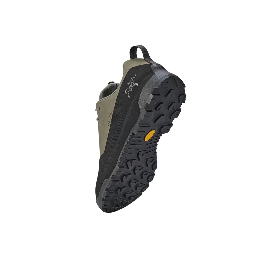 Arc'Teryx Konseal Men Boots in Brown Color