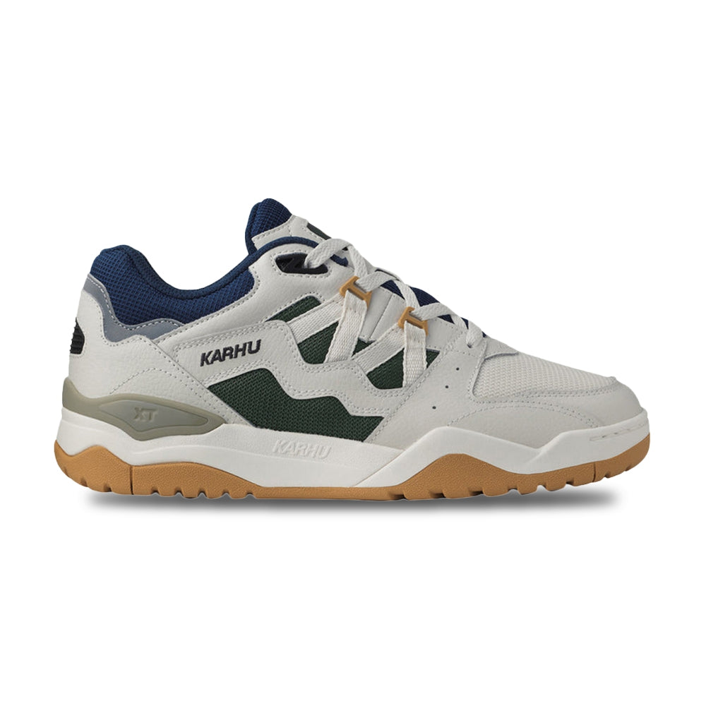 Karhu Fusion Xt Sneakers in White Color