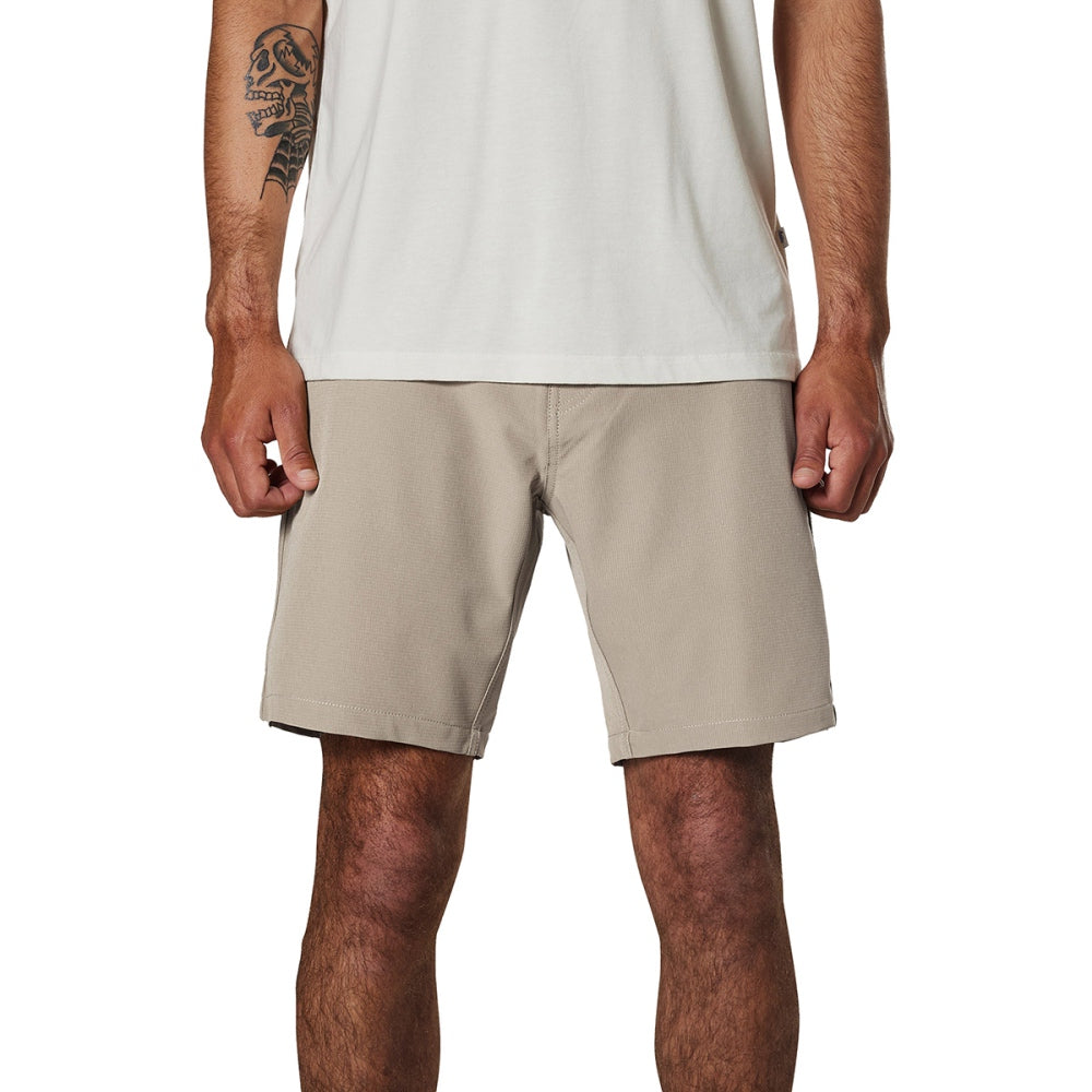 Katin Otg Wanderer Hybrid Shrt Shorts in Khaki Color