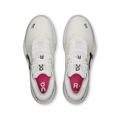 On Roger Pro 3 W Tennis Shoes in White Color