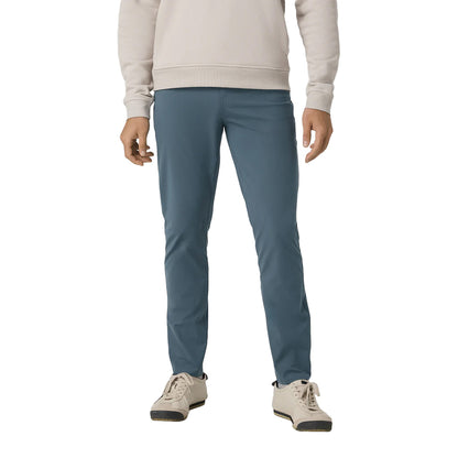 Vuori Meta Pant in Blue Color