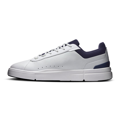 On The Roger Advantage M Sneakers in White Color