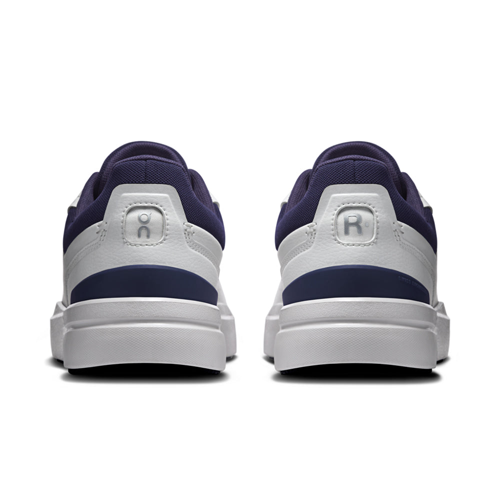 On The Roger Advantage M Sneakers in White Color