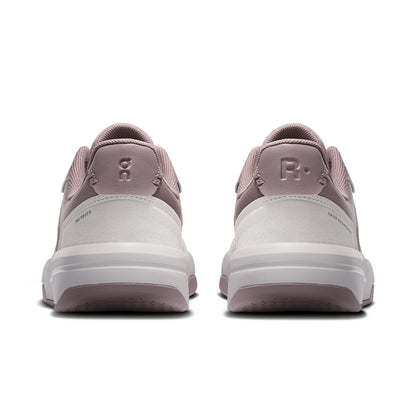 On The Roger Clubhouse Tennis Shoes in White Color