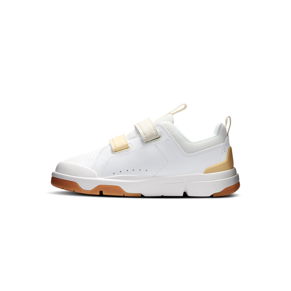On The Roger Kids Tennis Shoes in White Color