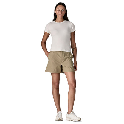 Patagonia W'S Roamwith Shorts in Grey Color