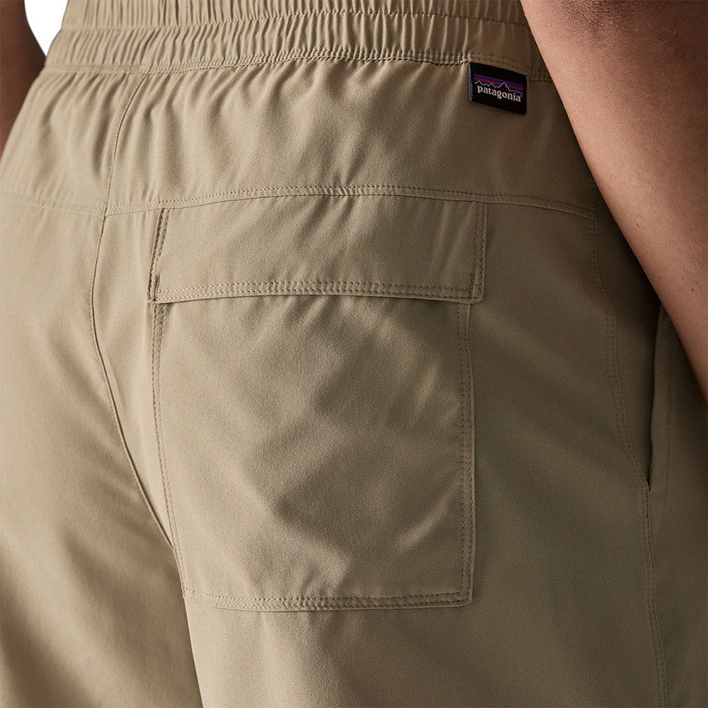 Patagonia W'S Roamwith Shorts in Grey Color