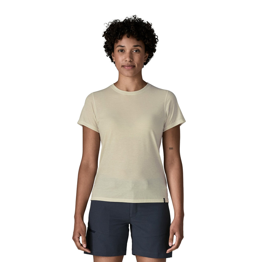 Patagonia W'S Cap Cool Trail Shirt Tops in White Color