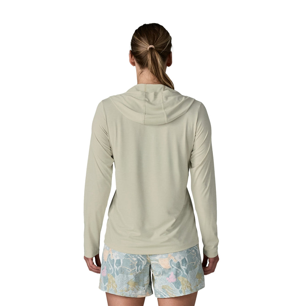 Patagonia W'S capilene cool daily Hoody Pullover in White Color