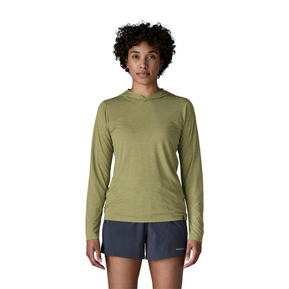 Patagonia W'S capilene cool daily Hoody Pullover in Green Color