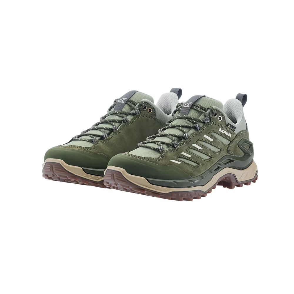 Lowa Innovo GORE-Tex Lo Ws Boots in Green Color