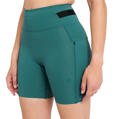 Ciele Athletics W Fst Tight Short 7In Shorts in Green Color