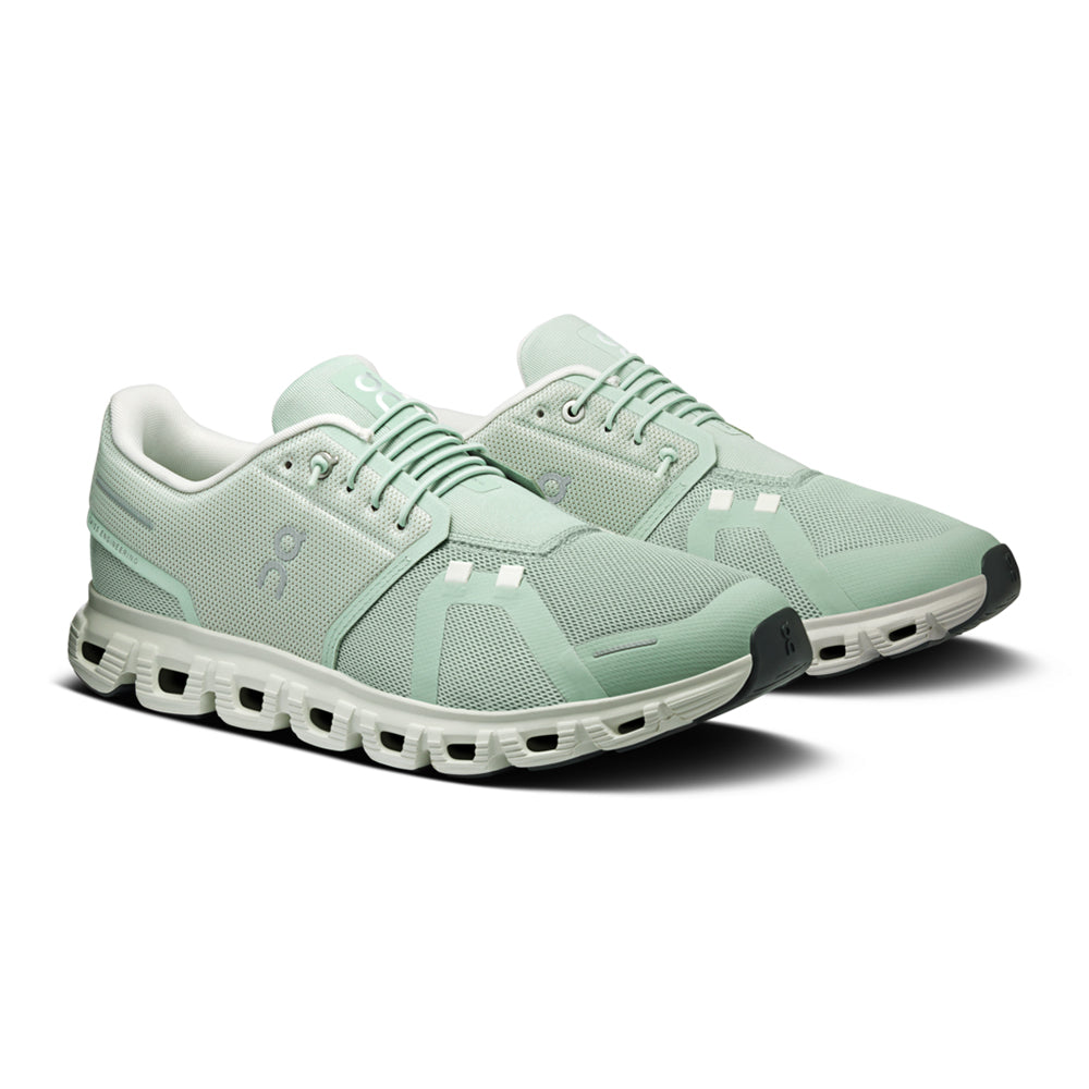 On Cloud 6 Sneakers in Blue Color