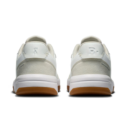 On The Roger Clubhouse Tennis Shoes in White Color