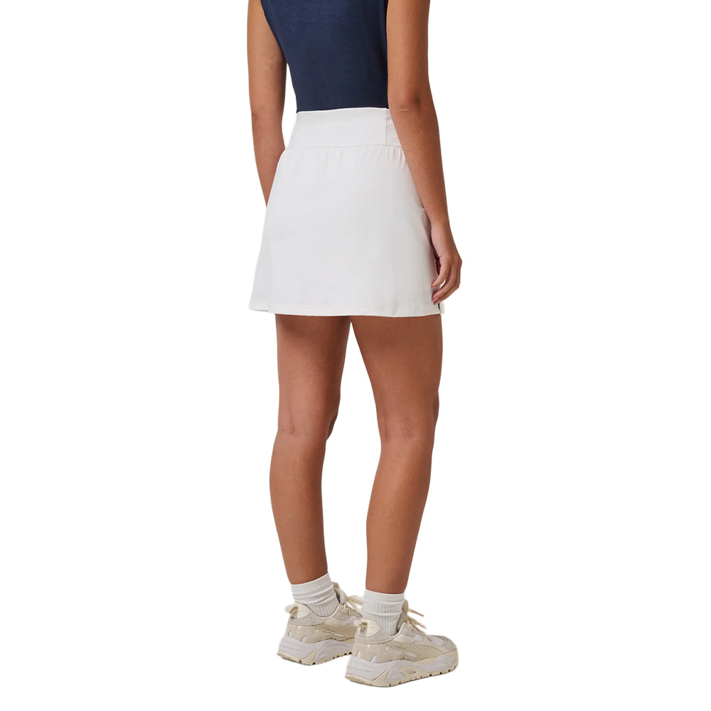 Travis Matthew Moveknit Game Set Match Shorts in White Color