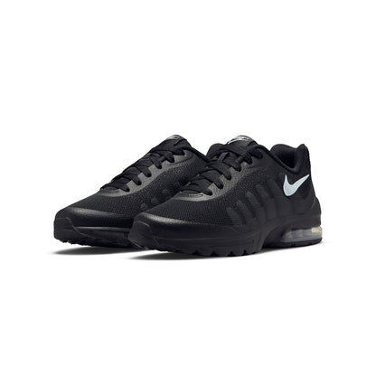 Nike Air Max Invigor Sneakers in Black Color