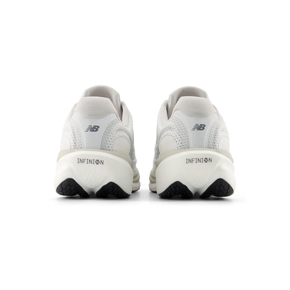 New Balance M 1080V15 Running Shoes in White Color