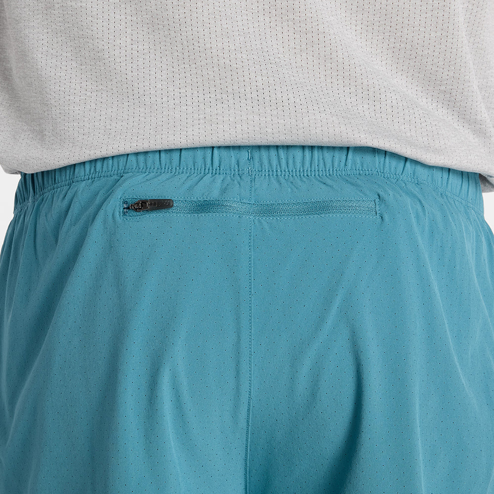 New Balance Rc Short 7 Shorts in Green Color