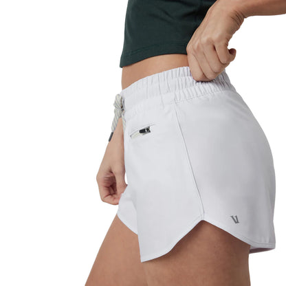 Vuori Clementine 2.0 Short 4In Shorts in White Color