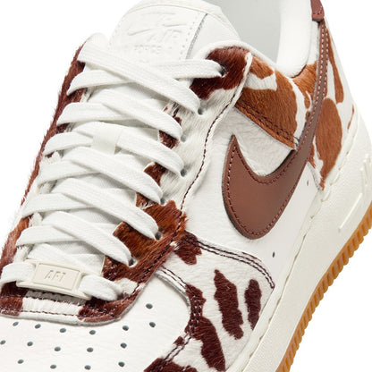 Nike W Air Force 1 '07 Sneakers in Brown Color
