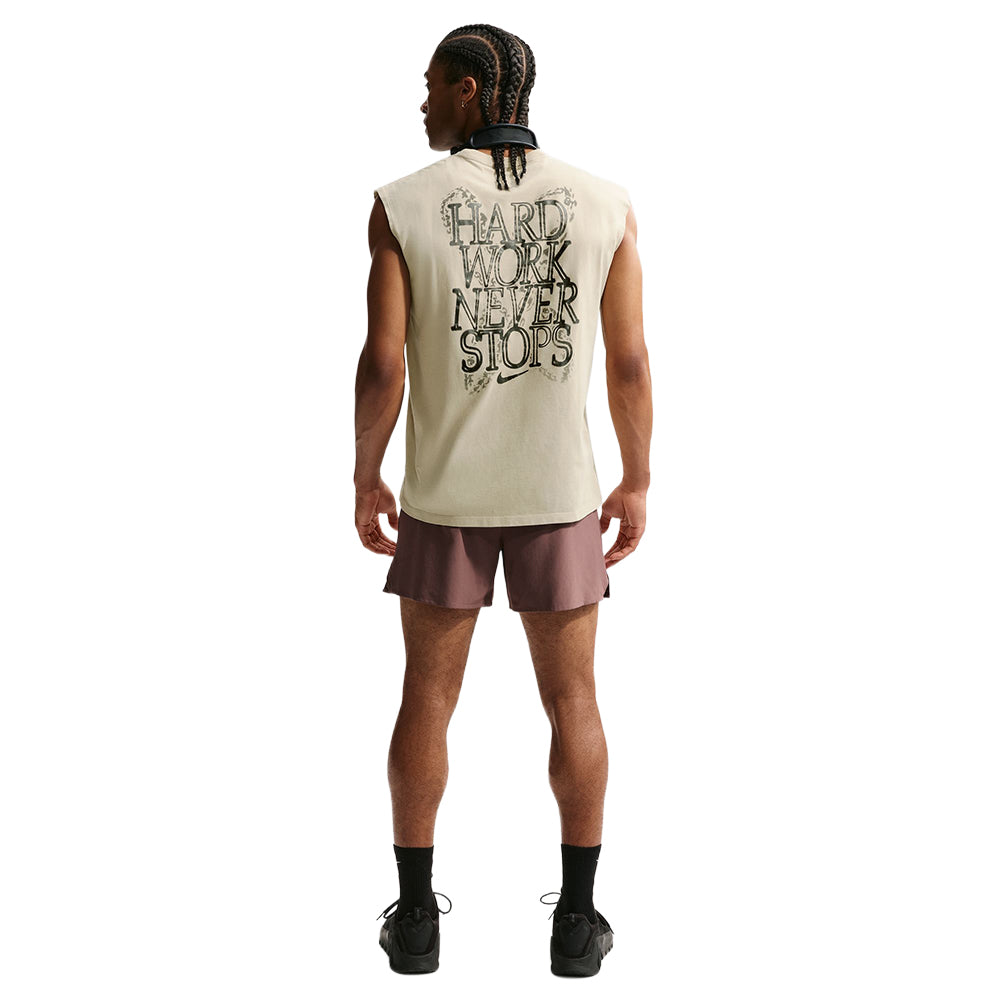 Nike Unlimited 5In Short Ul Shorts in Brown Color