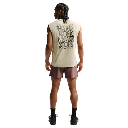Nike Unlimited 5In Short Ul Shorts in Brown Color