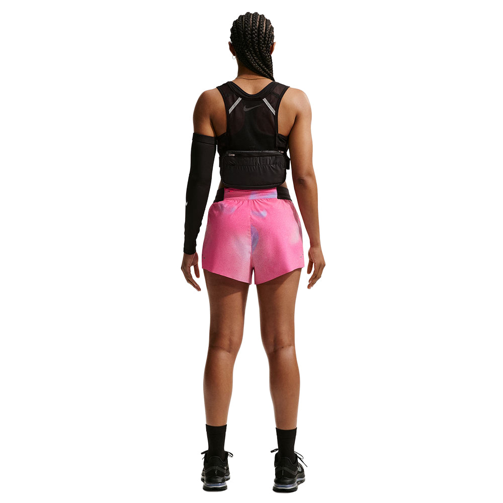 Nike W Swift Df Mr 2.5In Br S Shorts in Pink Color