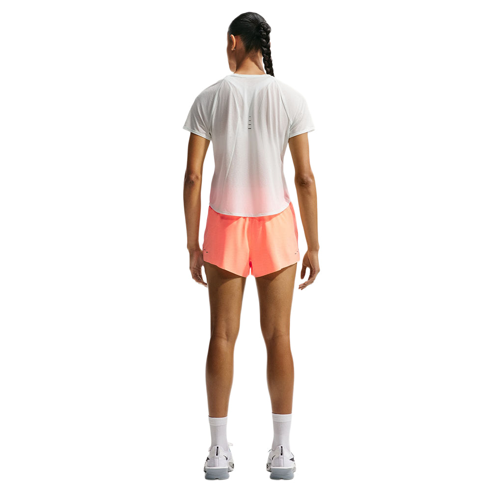 Nike W Swift Breathe Mr 2.5In Shorts in Orange Color