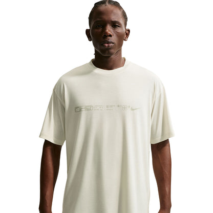 Nike M Nk Df Inl Dsrpt short sleeve Top in White Color
