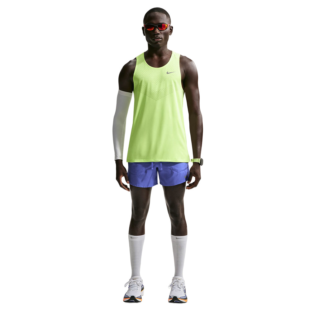 Nike M Df Stride 5In Bf Short in Blue Color