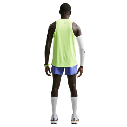 Nike M Df Stride 5In Bf Short in Blue Color