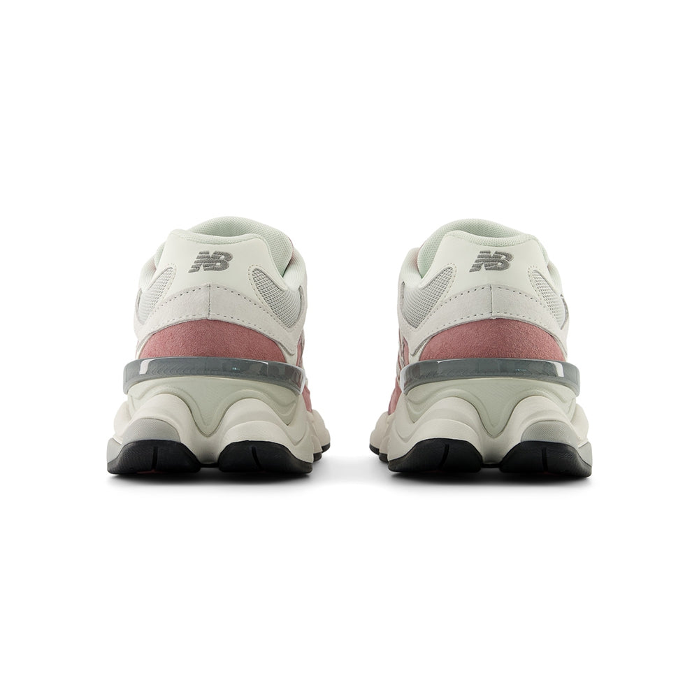 New Balance 9060 Sneakers in Pink Color