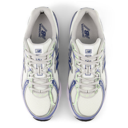 New Balance 740 Sneakers in White Color
